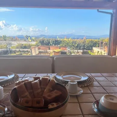Sardegna: Vista Mare, Vicino